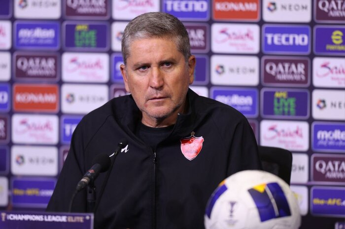 سرمربی پرسپولیس، برف تهران و چند نقطه تاریک؛ ثبات، هنری که گاریدو ندارد!