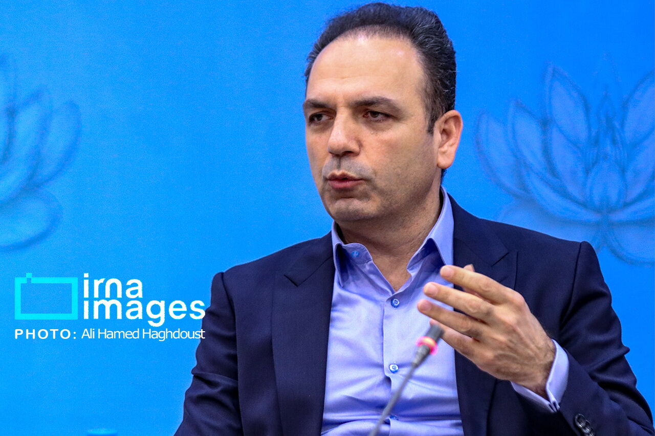 عرضه و تقاضا تاثیر زیادی در قیمت طلا ندارد عرضه و تقاضا تاثیر زیادی در قیمت طلا ندارد