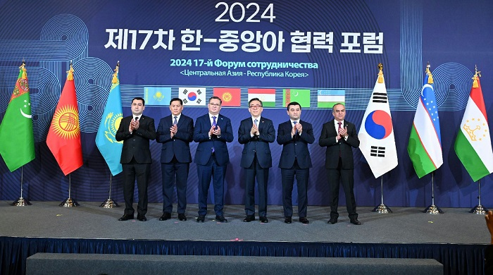 هفدهمین مجمع همکاری آسیای مرکزی و کره جنوبی؛ گام نخست برای اجرای نسخه کره ای راه ابریشم