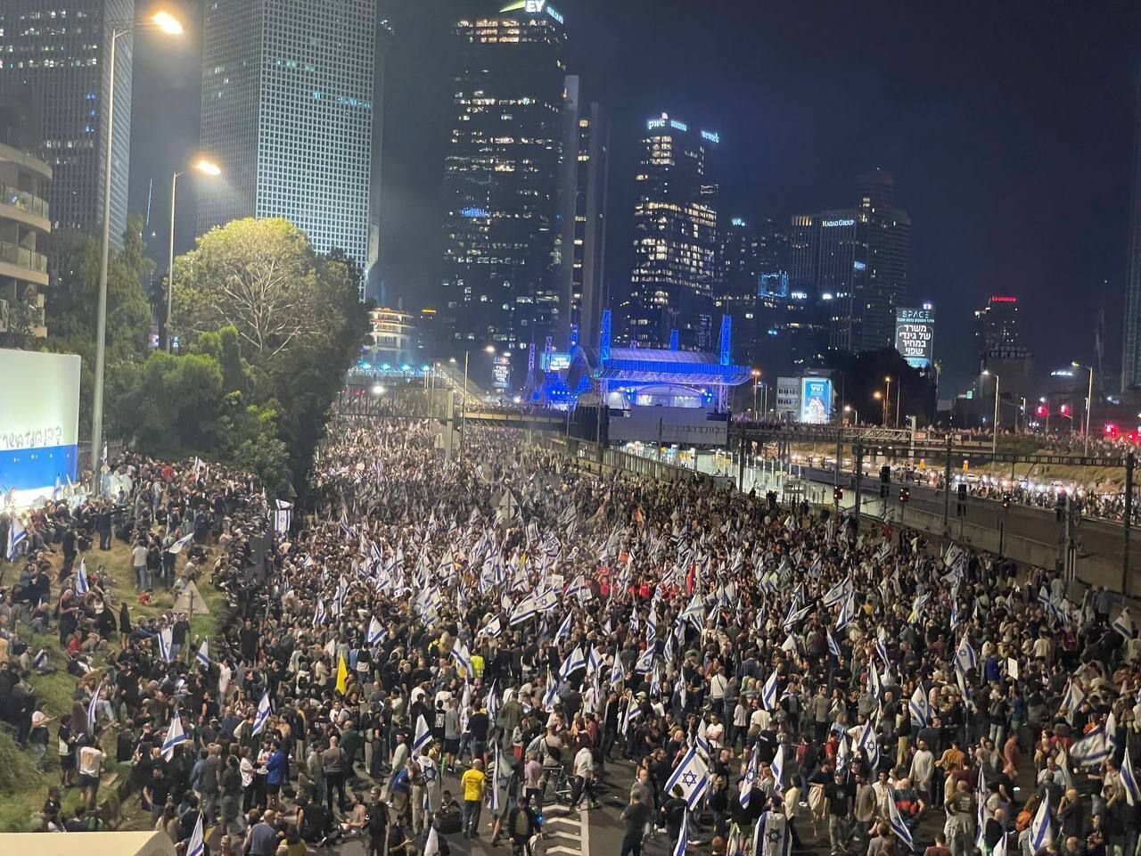 Celebradas masivas manifestaciones contra Netanyahu en los territorios ocupados