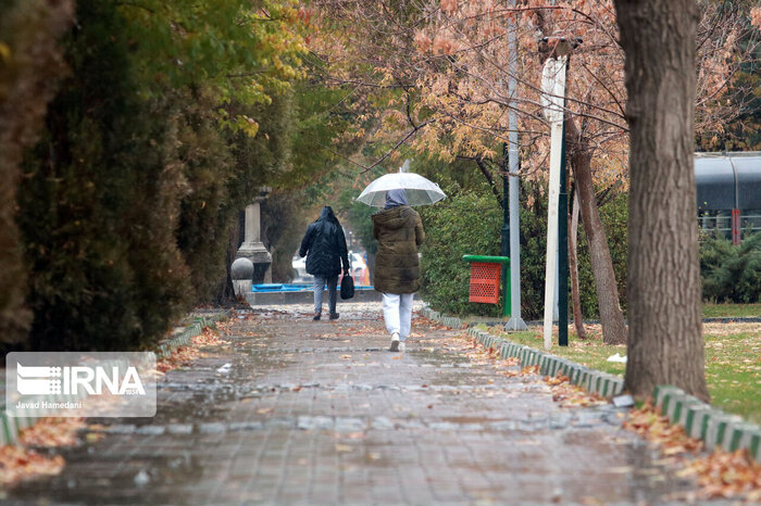 ارتفاع موج دریای خزر به افزون بر ۲ متر میرسد