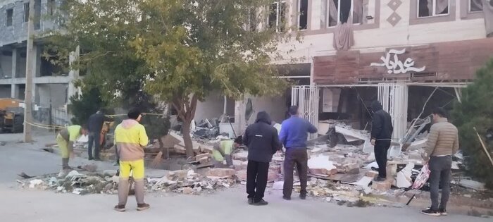 آواربرداری حسینیه ارشاد همدان انجام شد