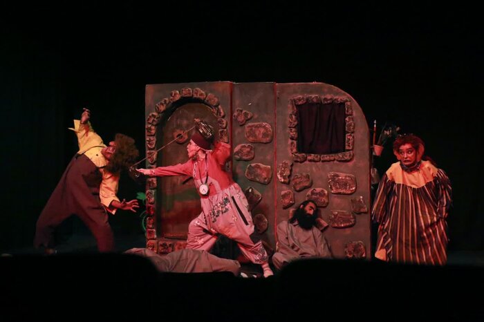 درخشش "کلاه جادوی گُسن" در جشنواره بین المللی تئاتر کودک و نوجوان