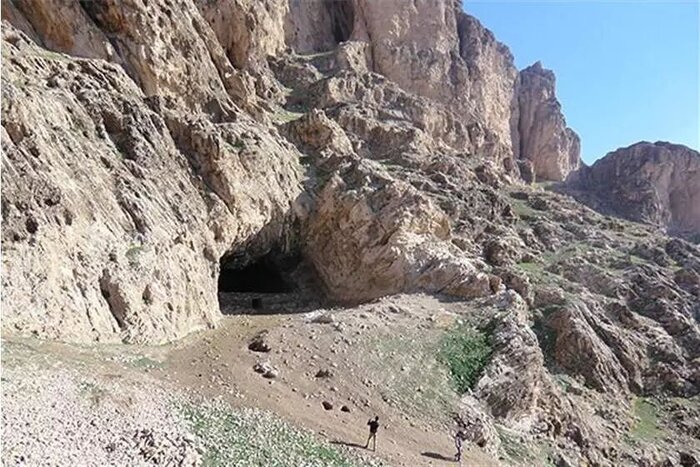 خرم آباد، تنها شهری در دنیا که هفت غار دارد