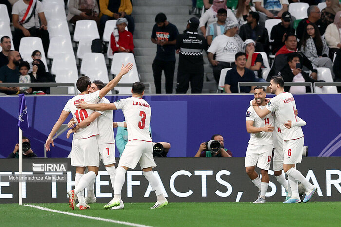 درخشان: بازی با کره شمالی میتواند بازی تدارکاتی باشد/ ۴۰ درصد تیم ملی را میشود جوان کرد