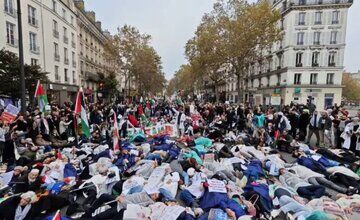 French health workers demonstrate in solidarity with Gazans