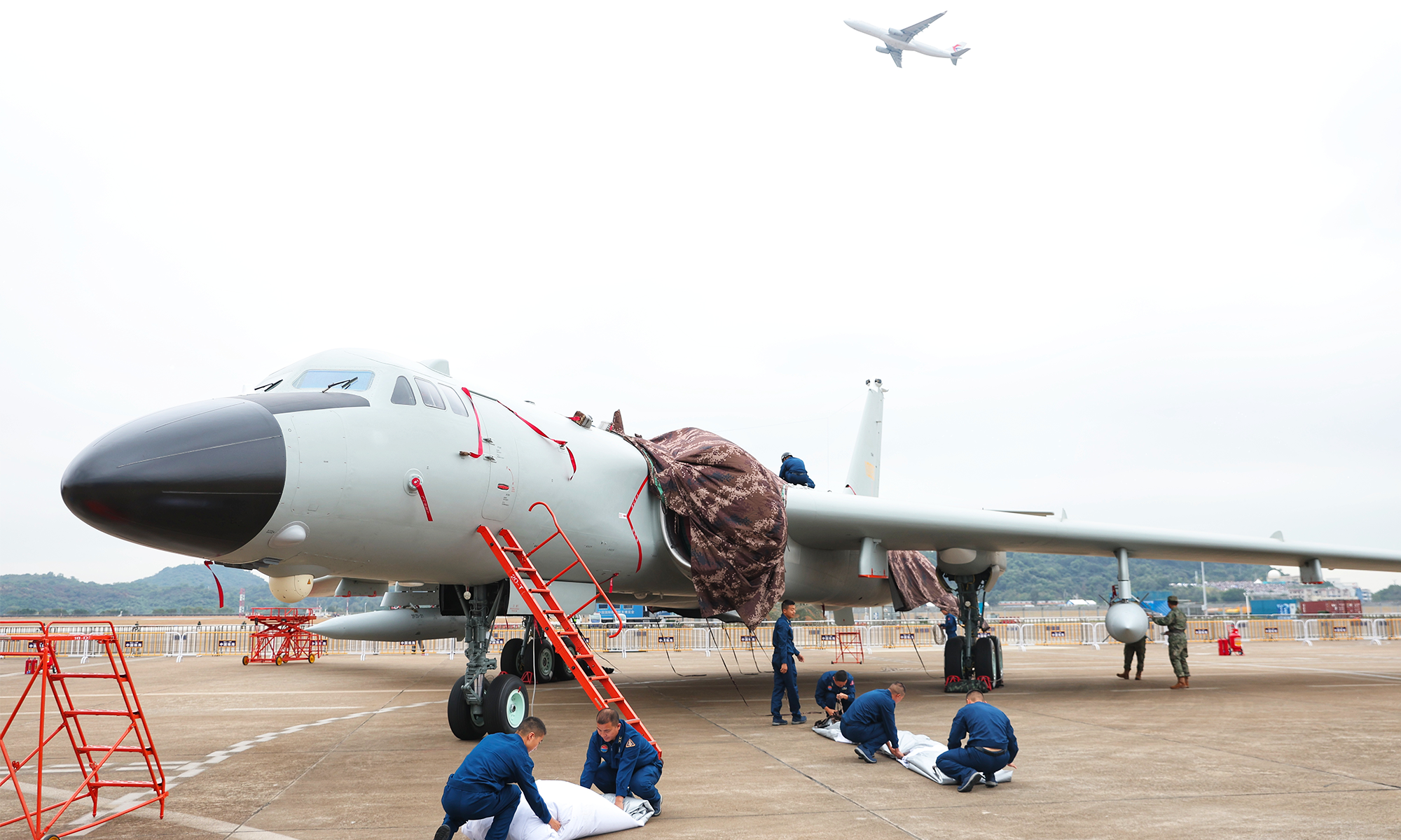 رونمایی رسمی چین از جنگنده رادارگریز «جی-۳۵آ» پس از یک دهه