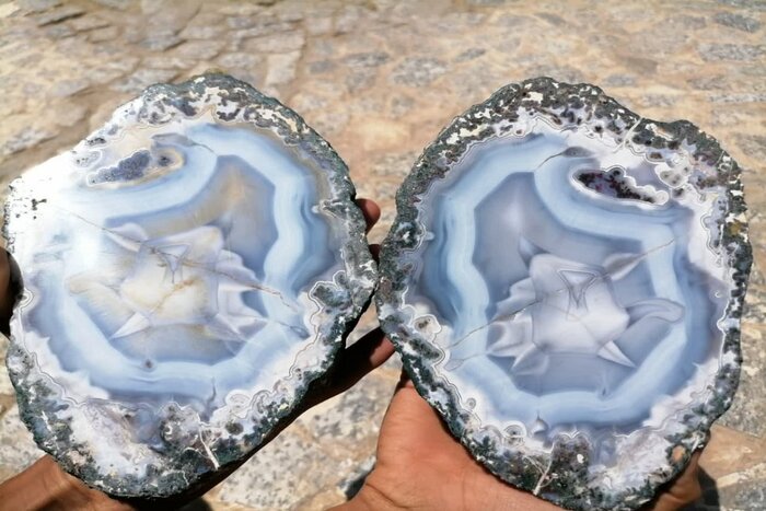 قصه سنگ و رنج؛ گوهرهایی که روی دست میماند