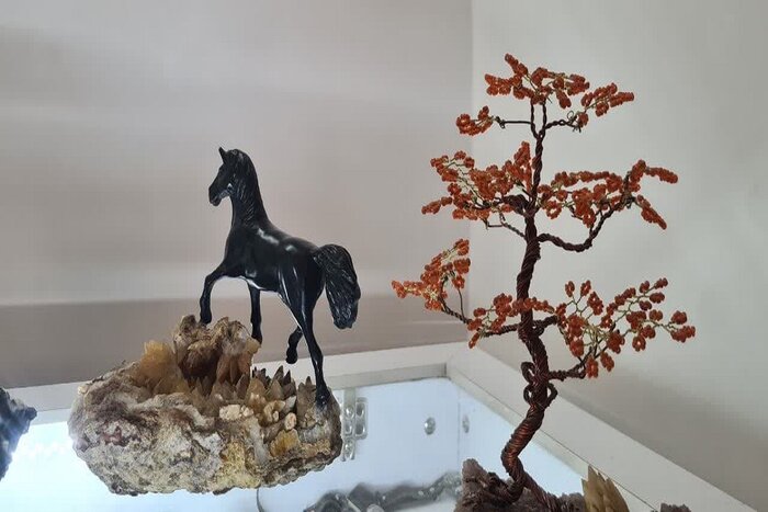 قصه سنگ و رنج؛ گوهرهایی که روی دست میماند