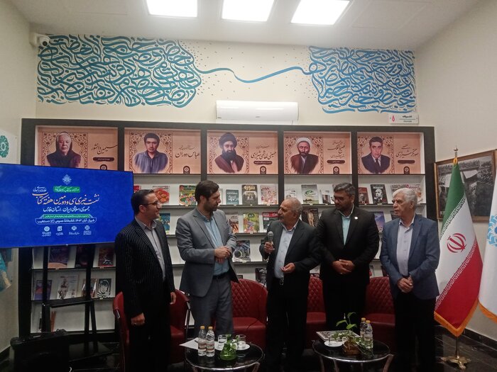 افتتاح 12 کتابخانه عمومی فارس از هفته کتاب تا آذرماه