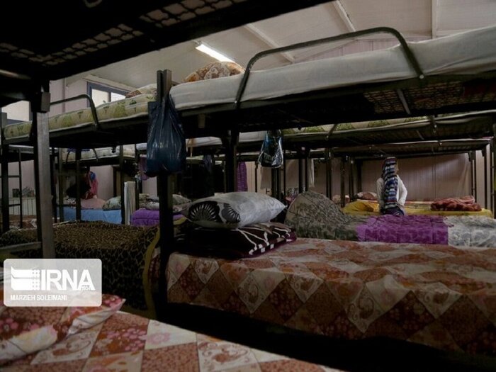 دوگانگی گرمخانه و کمپ؛ دلیل فرار بی خانمانهای بجنورد چیست؟