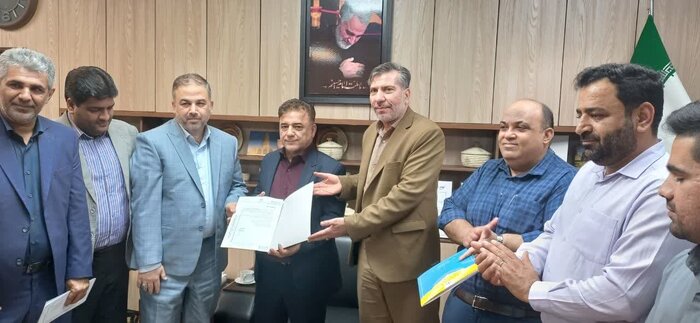 احداث ۱۶ چمن مصنوعی باعث ارتقای سرانه فضای ورزشی دزفول شد