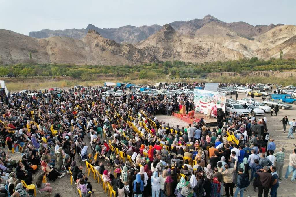 اردبیل سرزمین سرمایه‌گذاری گردشگری با ۴۵ جشنواره سالانه
