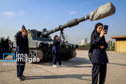 Iranian school girls get acquainted with sacred defense in Ahvaz