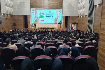 ۴۴ پرستار نمونه در خراسان جنوبی تجلیل شدند