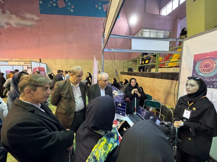 برگزاری نمایشگاه طرحهای منتخب دانشآموزی جشنواره جوان خوارزمی در اسلامشهر