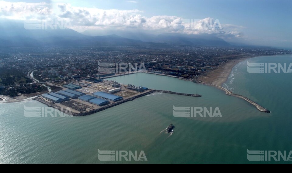 معاون وزیر راه: توسعه زیرساختهای بندر نوشهر شتاب میگیرد