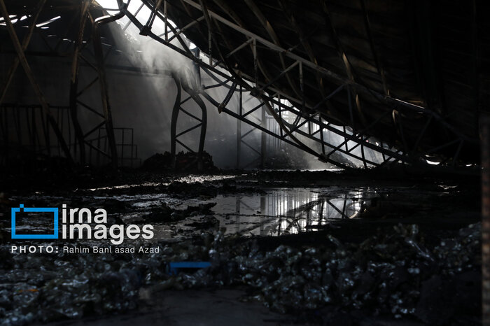 خسارت ۲۵۰ میلیارد ریالی آتشسوزی به شهرک صنعتی نور +فیلم