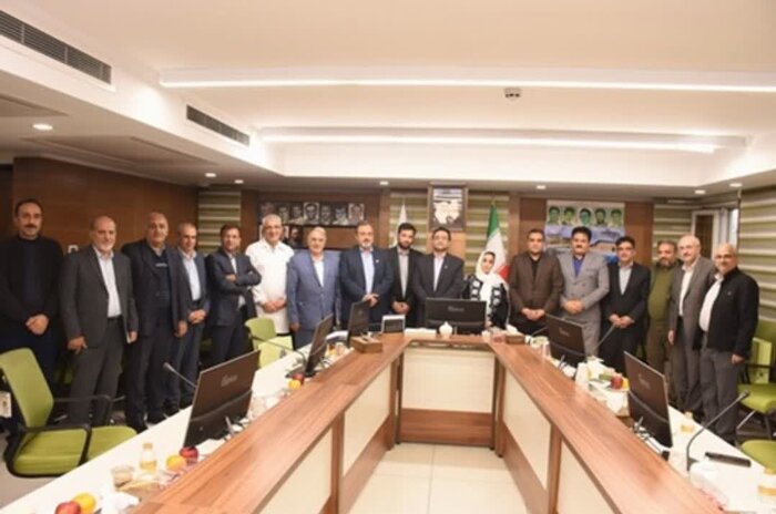 امضای تفاهمنامه احداث و راه اندازی داروخانه ۱۳آبان در شهر ری