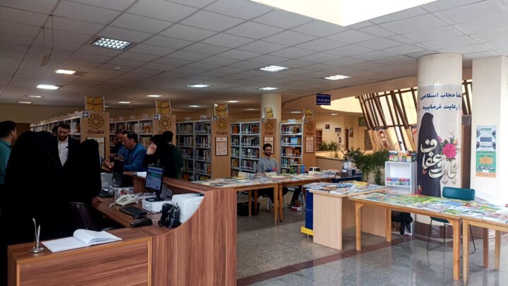 استاندار ایلام: ترویج کتابخوانی زیربنای توسعه فرهنگی است