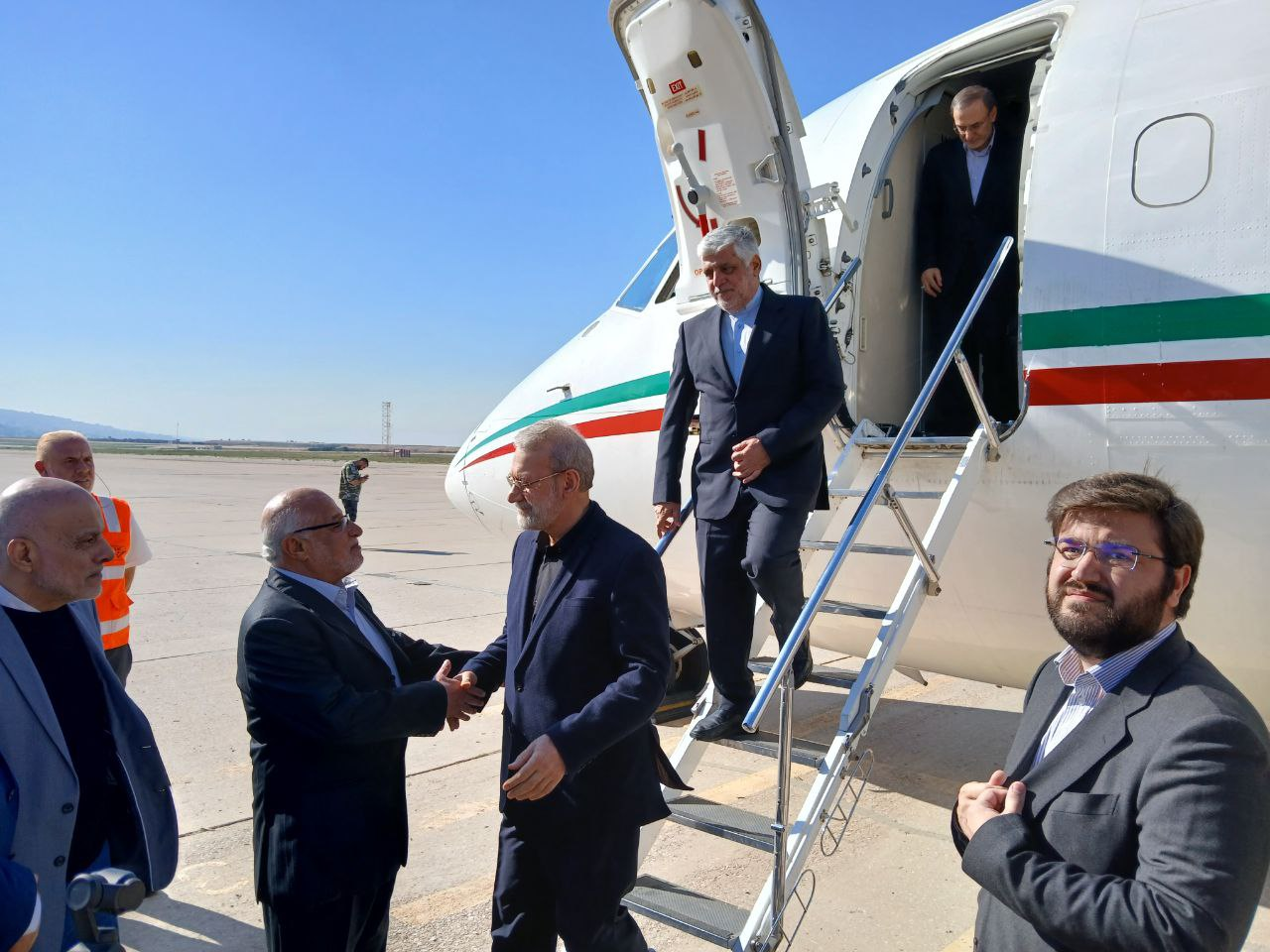 استقبال نمایندگان نخستوزیر و حزبالله لبنان از لاریجانی