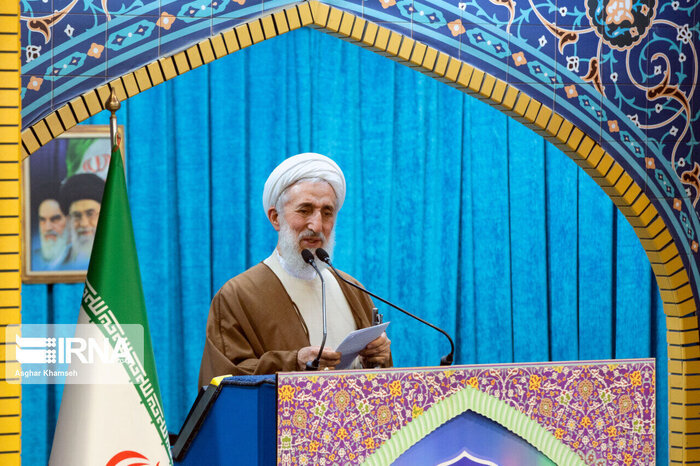 آیت‌الله صدیقی: فناوری هسته ای سرمایه کشور است /ضرورت تکریم معلمان و کارگران
