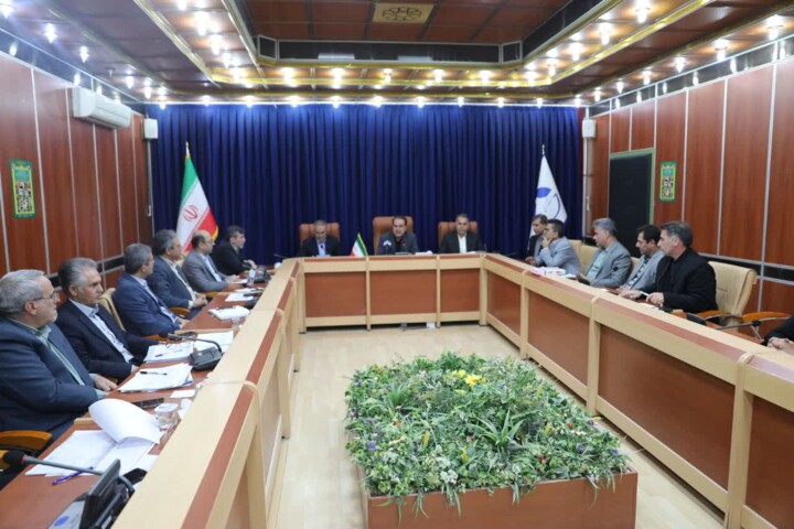 استاندار ایلام: مدیران جذب اعتبار برای تکمیل پروژههای نیمهتمام را با جدیت دنبال کنند