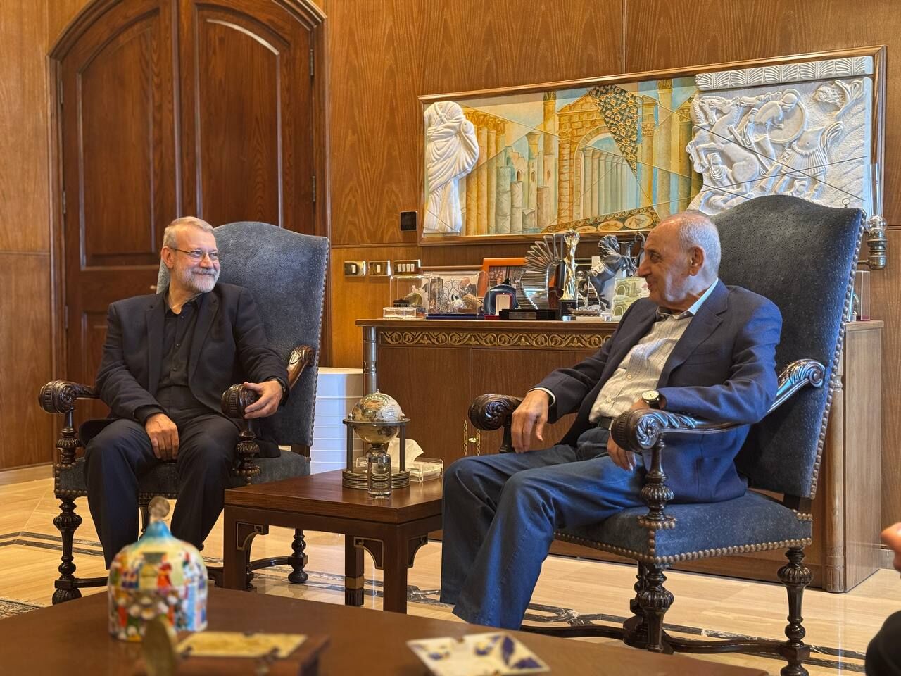 Larijani meets Lebanese parl. speaker in Beirut