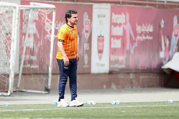 واکاوی عشق و نفرت منتقدان تیم ملی فوتبال در روز افشای حضور بازیکنان پولکی در پرسپولیس