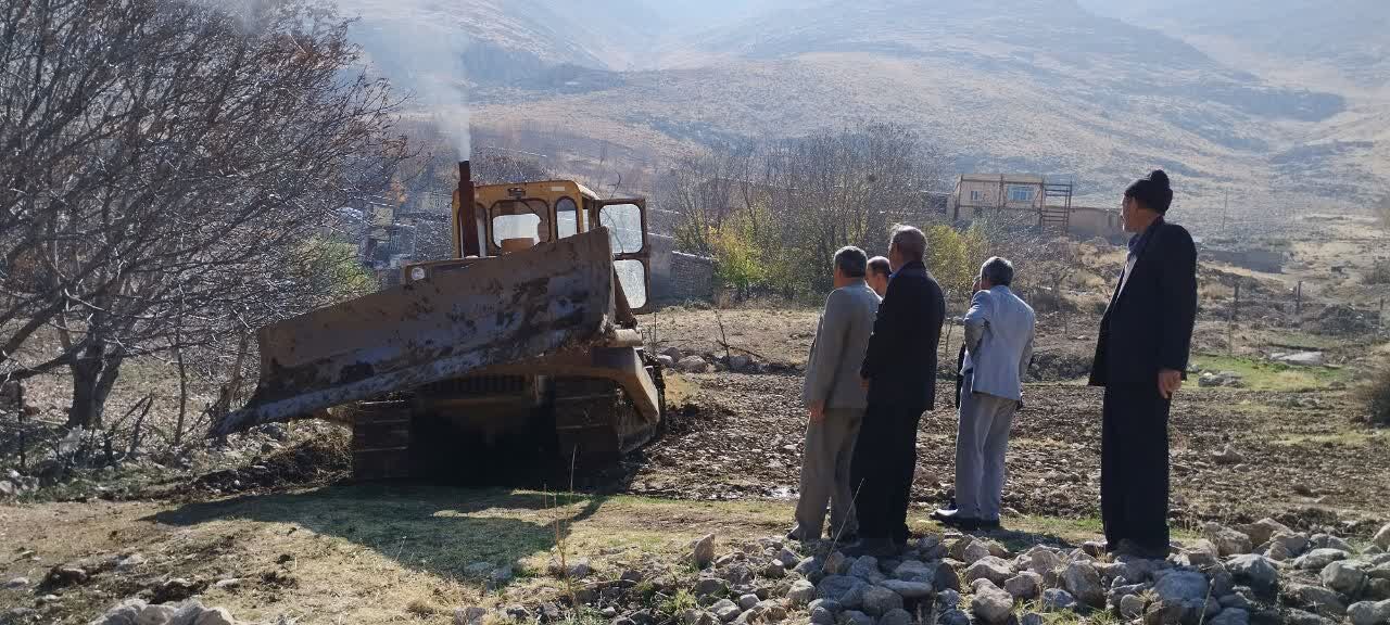 آغاز راه شکافی روستا گردشگری وناب به پل گرگان در دلفان