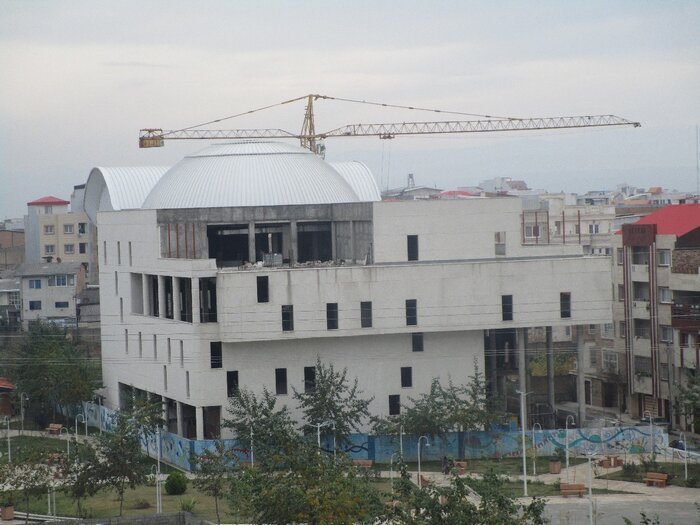 گِره کور یکهزار میلیارد ریالی در تکمیل کتابخانه مرکزی ساری