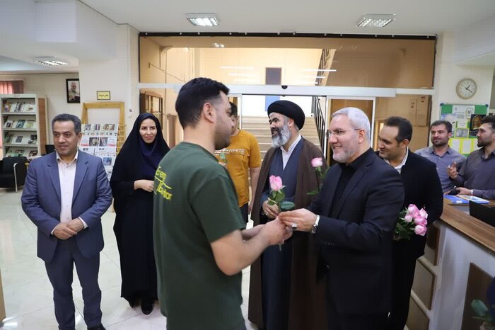 کتابداران نقش مهمی در شکلدهی به افکار و اندیشه جامعه ایفا میکنند