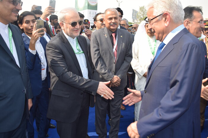 گوشهای از اقتدار دفاعی ایران در نمایشگاه تسلیحات پاکستان از قاب دوربین