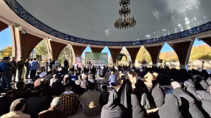 استاندار ایلام: پیشرفت و توسعه ایران اسلامی راه مقابله با دشمنان است