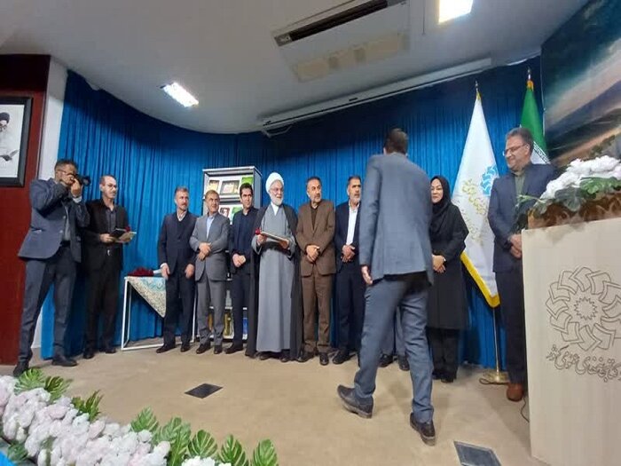 تعداد اعضای کتابخانهای کردستان در شان یک استان فرهنگی نیست