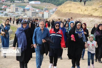 همایش پیاده روی در قزوین برگزار شد