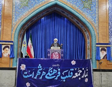 امام جمعه آبادان: بصیرت افزایی و ترویج اخلاق اسلامی از کارکردهای مهم بسیج است