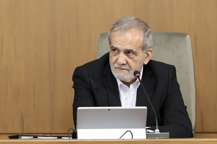 پزشکیان: مهمترین مولفه توسعه پایدار در کشور افزایش سطح سلامت مردم است