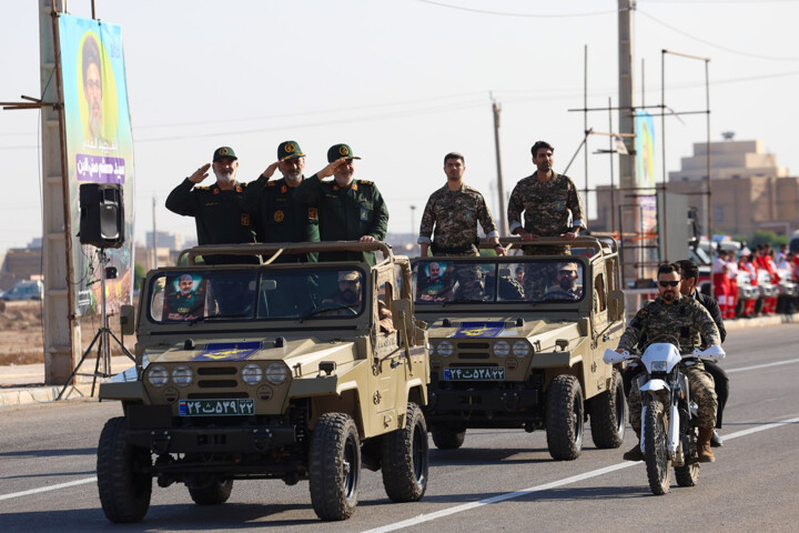 شریانهای اقتصادی صهیونیست برای دریافت تجهیزات نظامی باید از زمین و دریا قطع شود