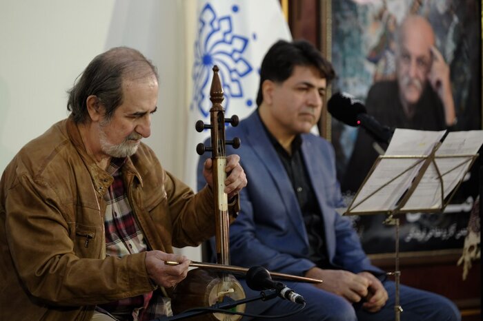 هنرمندی که هنر و اندیشه اش رنگ کهنگی نمیگیرد