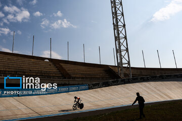 3rd stage of cycling league in Tehran