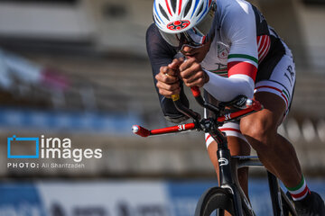 3rd stage of cycling league in Tehran