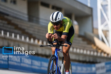 3rd stage of cycling league in Tehran