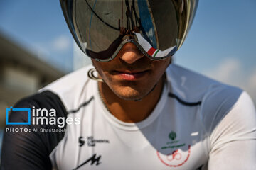 3rd stage of cycling league in Tehran