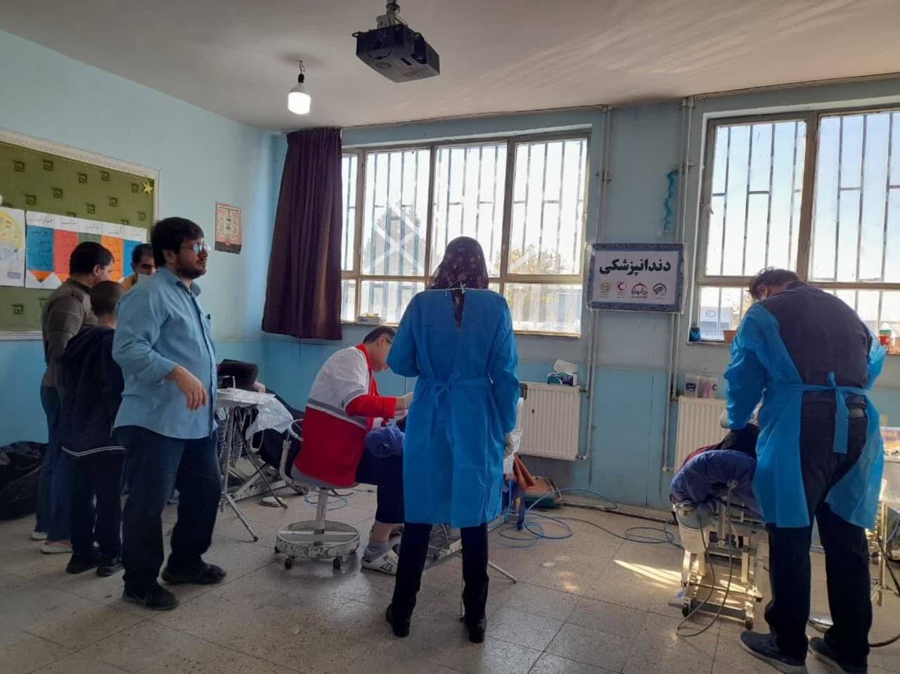 خدمات رسانی ۱۱ کاروان سلامت هلال احمر در مناطق محروم البرز