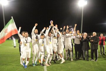 L'équipe iranienne de football à sept, championne de la Coupe du monde IFCPF 2024