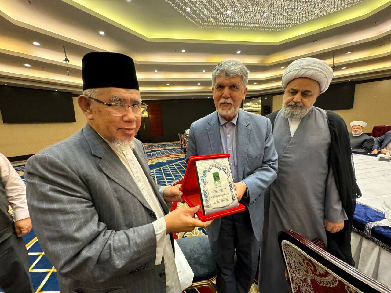 伊朗和马来西亚联合出版有关以色列衰落的书 – IRNA 伊朗和马来西亚联合出版有关以色列衰落的书 – IRNA