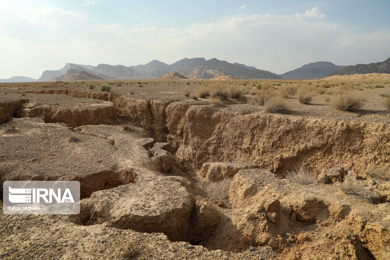 فرونشست زمین در آذربایجانشرقی جدی گرفته شود فرونشست زمین در آذربایجانشرقی جدی گرفته شود