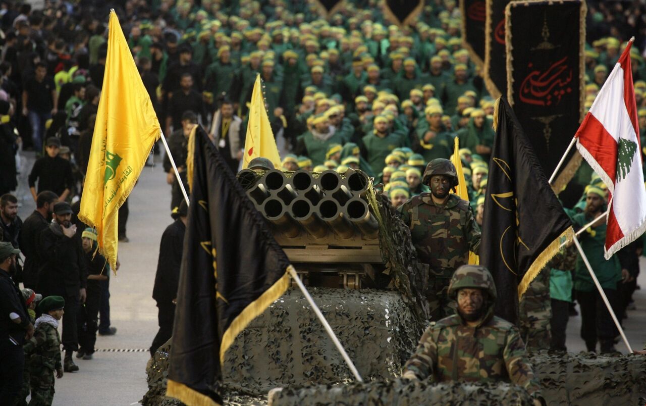 Hizbullah sionistlərin mövqelərinə raket zərbələri endirdi