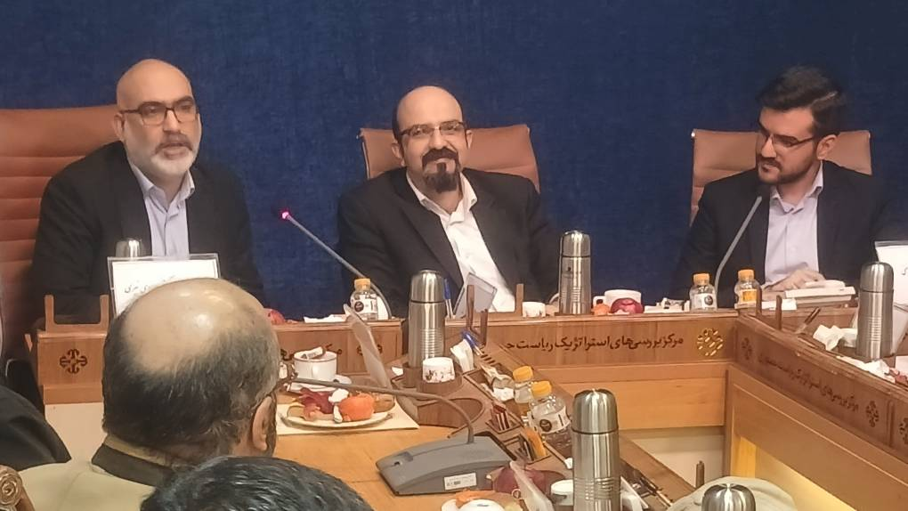 نگاه صدقهای حاکمیت به صنایع خلاق کشور نیازمند اصلاح است